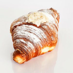 Friss Mandulás croissant